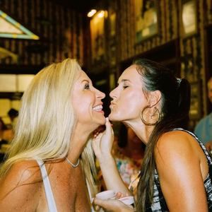 Meet your Posher, Cathy